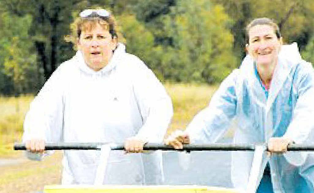 This was the front page of the Central Queensland News in 2003 – the last time the Emerald to Springsure Bathtub Push was held. In 2012, it is back. This was the front page of the Central Queensland News in 2003 – the last time the Emerald to Springsure Bathtub Push was held. In 2012, it is back.